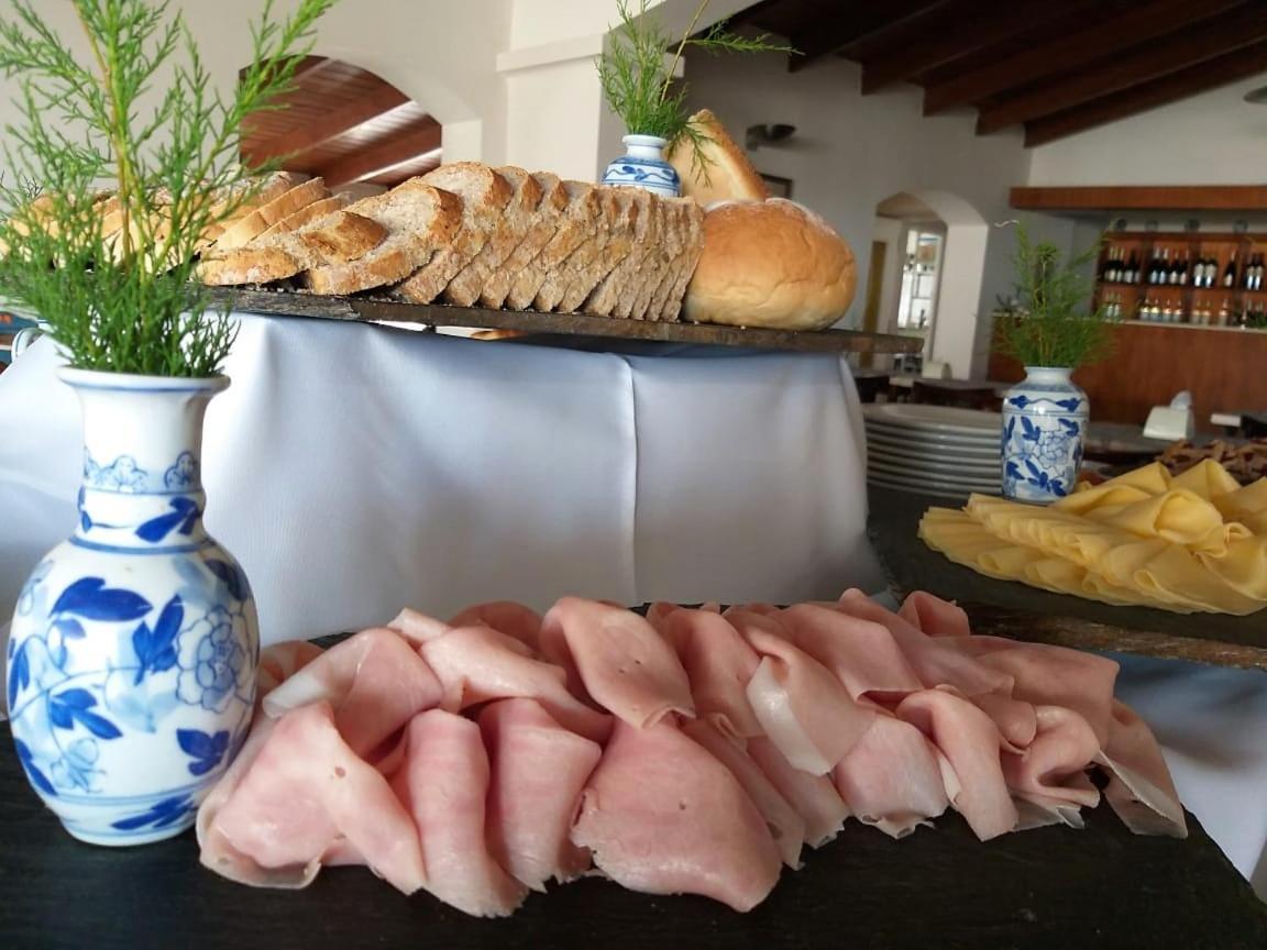 Hotel Tejas Rojas Villa Gesell Zewnętrze zdjęcie