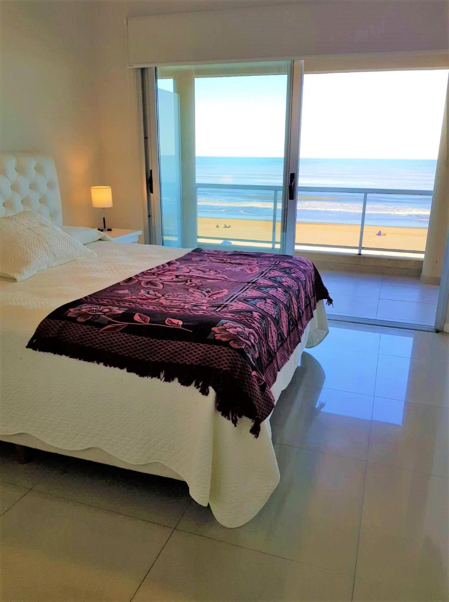 Hotel Tejas Rojas Villa Gesell Zewnętrze zdjęcie