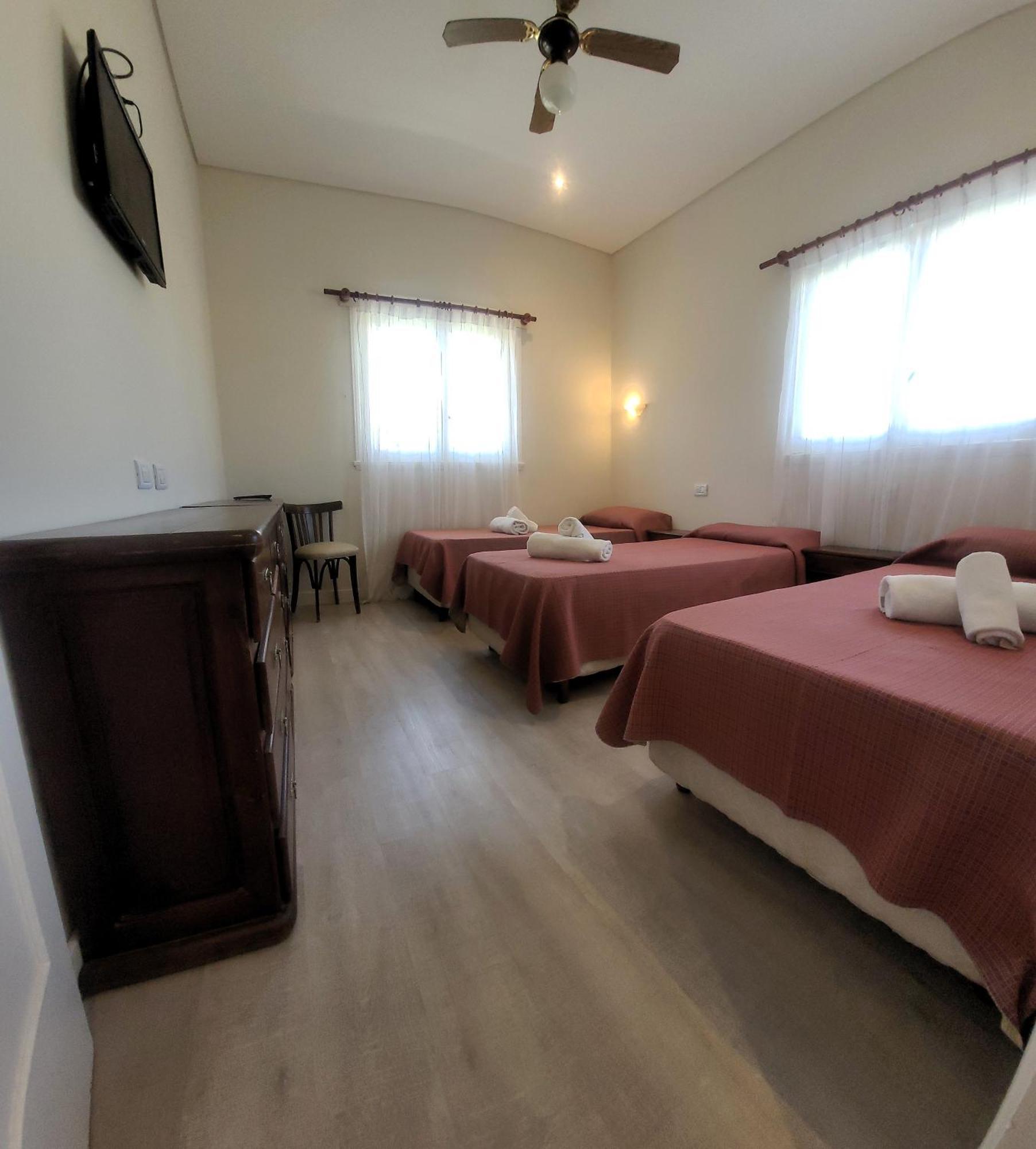 Hotel Tejas Rojas Villa Gesell Zewnętrze zdjęcie