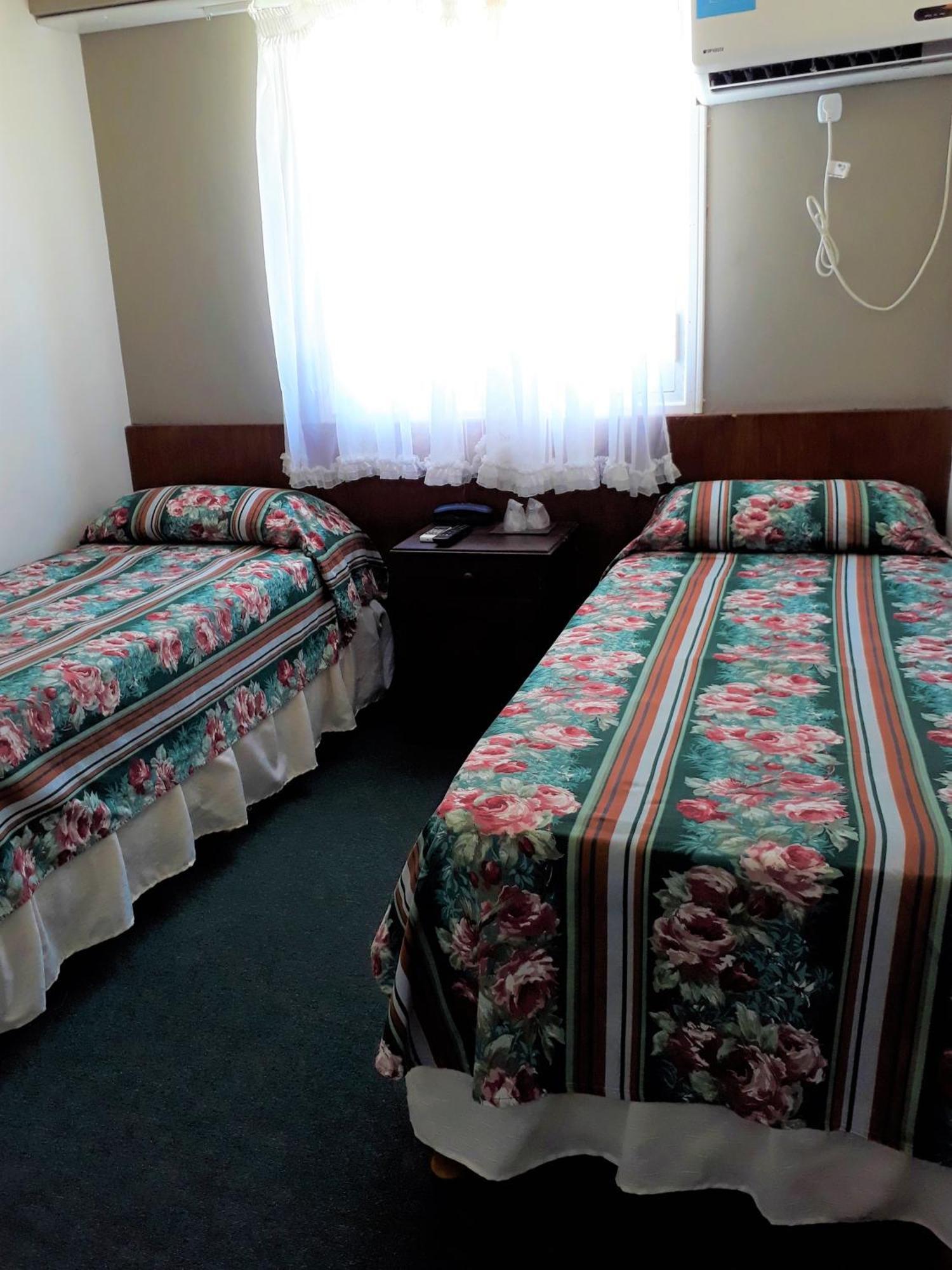 Hotel Tejas Rojas Villa Gesell Pokój zdjęcie
